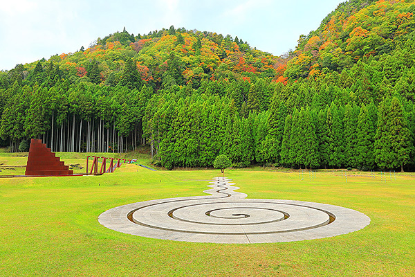 室生山上公園芸術の森　紅葉