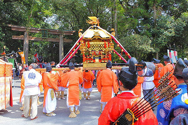 ��{�_�K�Ձ@��_�_��