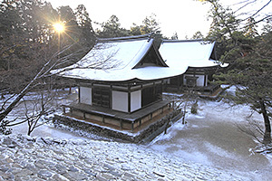 京都　神護寺　雪景色