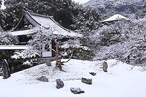 京都　高台寺の雪景色