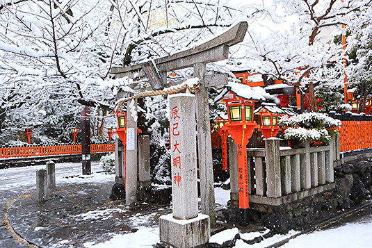祇園白川　雪景色　写真