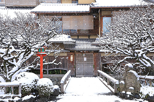 祇園白川　雪　画像